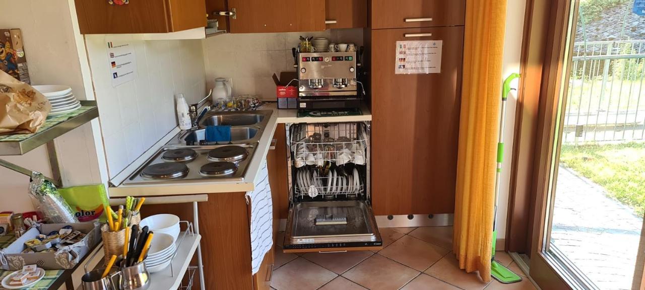 Ai Vecchi Molini Panzió Castello Tesino Kültér fotó
