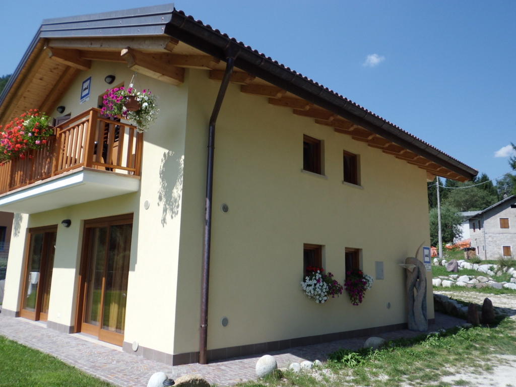 Ai Vecchi Molini Panzió Castello Tesino Kültér fotó