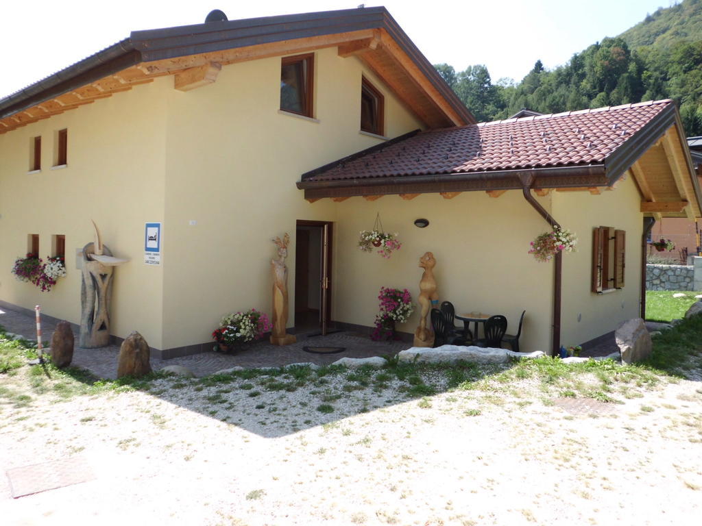 Ai Vecchi Molini Panzió Castello Tesino Kültér fotó
